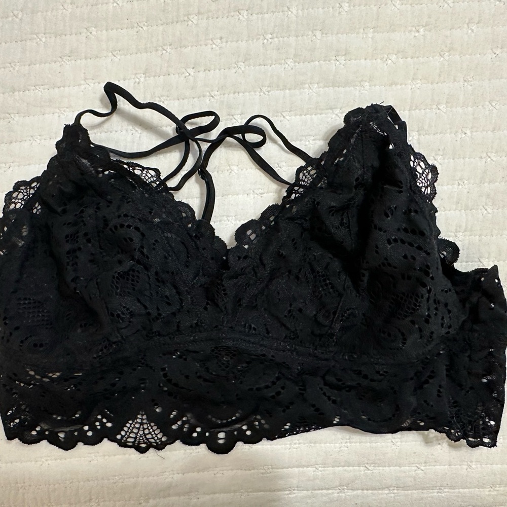 Lace Bralette in Black